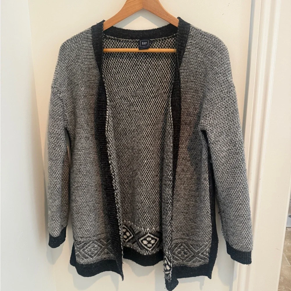 GAP Black and Gray Cardigan Sweater with Open-Front Design - Picture 1 of 3